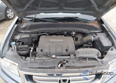 2010 Honda Ridgeline Rts from USA, damaged, VIN 5FPYK1F44AB012482